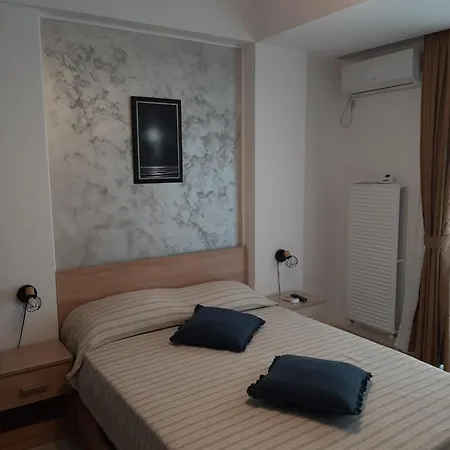 Apartment White Pearl