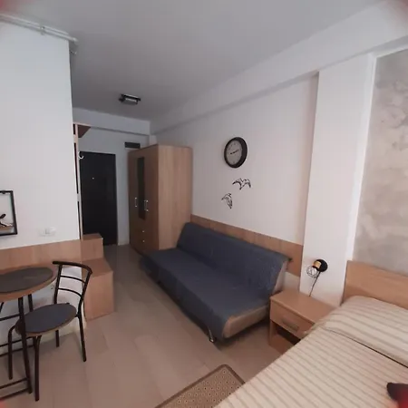 White Pearl * Năvodari